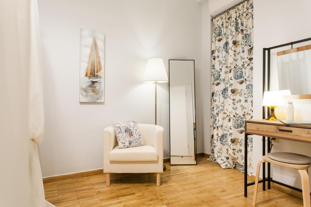 Syntagma Private Sweet Safe Double Rooms With Shared Bathroom 雅典 外观 照片