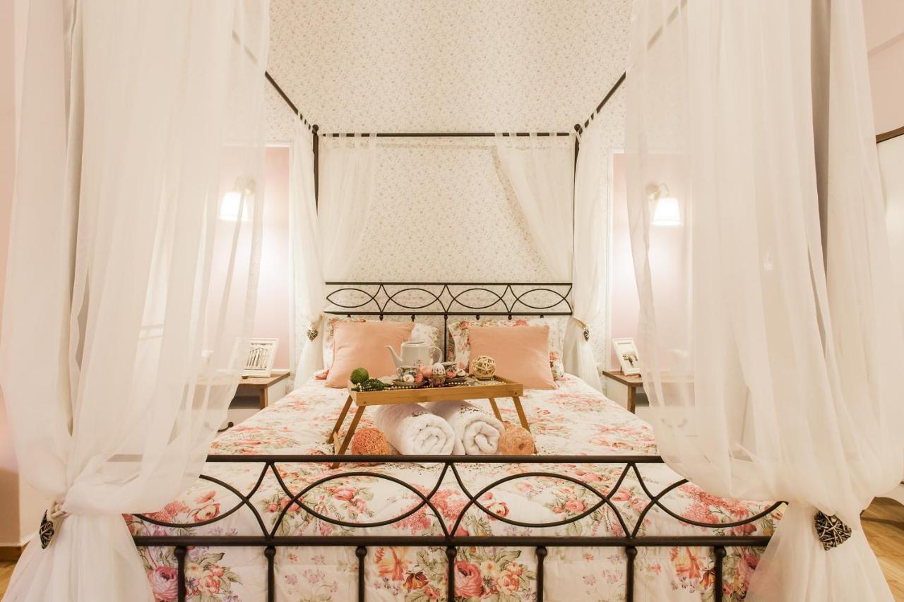 Syntagma Private Sweet Safe Double Rooms With Shared Bathroom 雅典 外观 照片