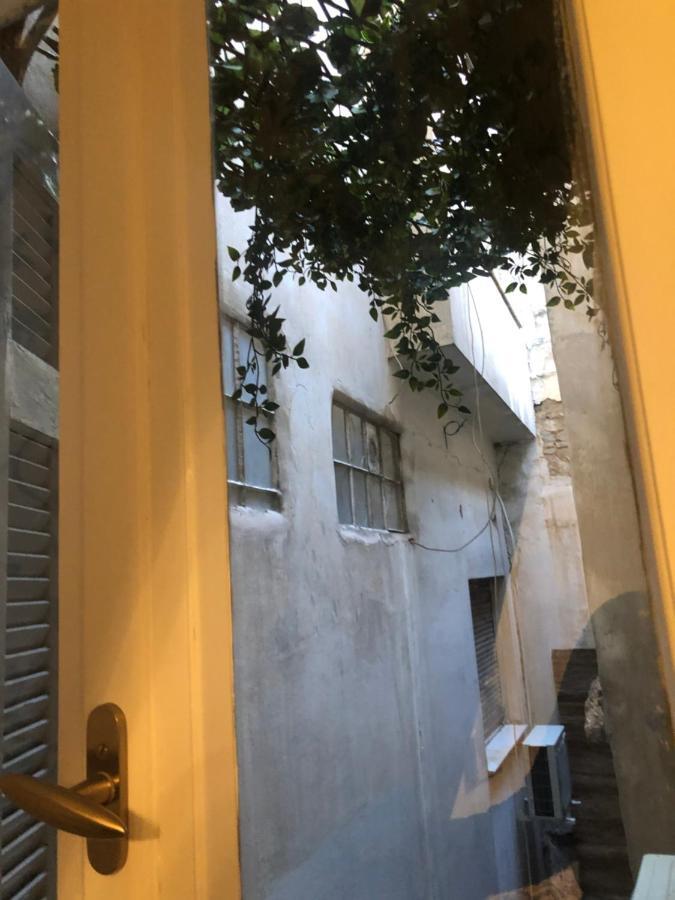 Syntagma Private Sweet Safe Double Rooms With Shared Bathroom 雅典 外观 照片