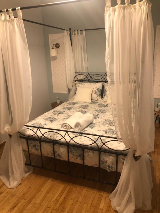 Syntagma Private Sweet Safe Double Rooms With Shared Bathroom 雅典 外观 照片