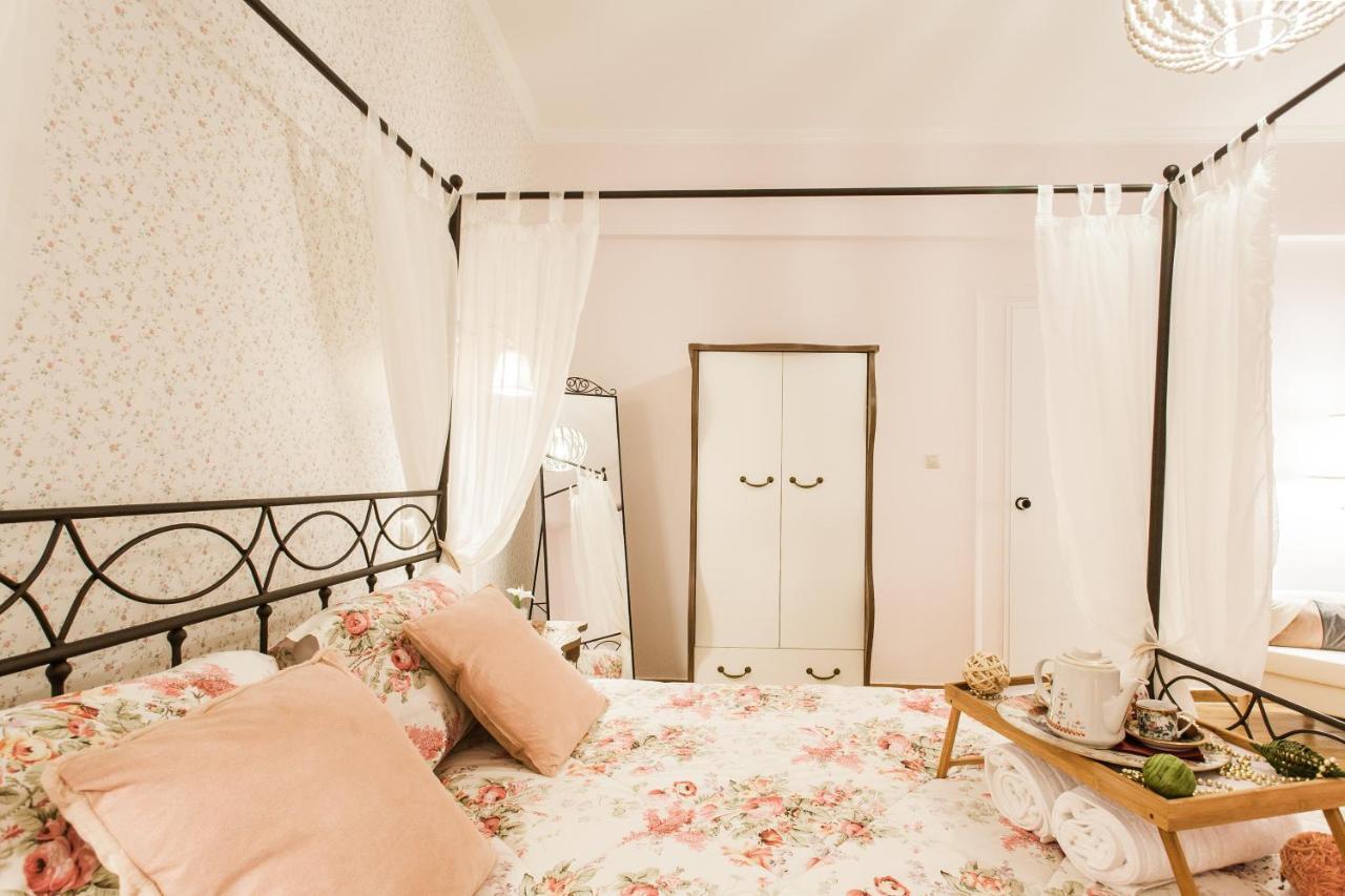 Syntagma Private Sweet Safe Double Rooms With Shared Bathroom 雅典 外观 照片
