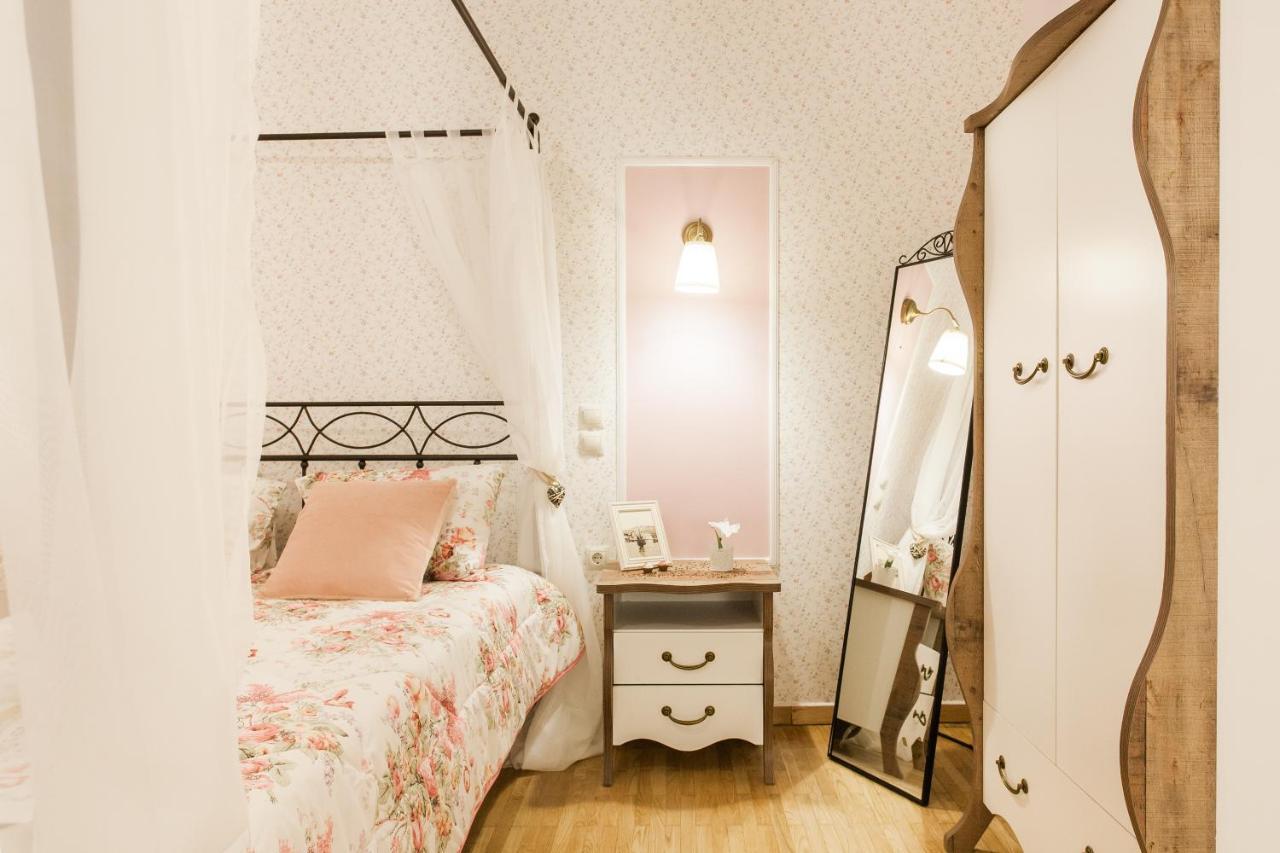 Syntagma Private Sweet Safe Double Rooms With Shared Bathroom 雅典 外观 照片